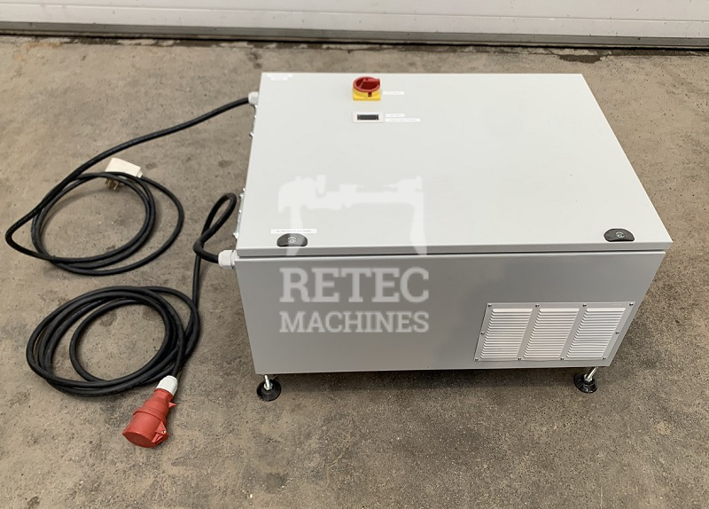 Coffret transformateur 220 V mono en 380 V tri